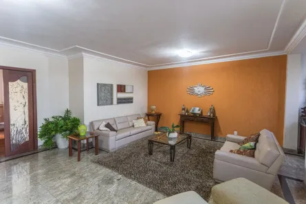 Casa com 6 Quartos à venda, 360m² no Santa Inês, Belo Horizonte