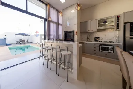 Casa com 2 Quartos à venda, 117m² no Floresta, Cascavel