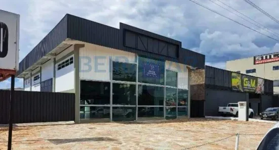 Galpão/Depósito/Armazém à venda, 1360m² no Zona Industrial, Brasília