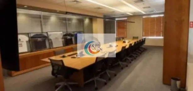 Sala Comercial para alugar, 218m² no Jardim Europa, São Paulo