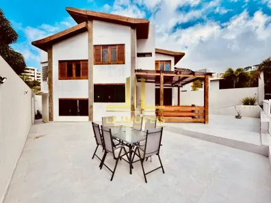 Casa com 4 Quartos à venda, 310m² no Itaigara, Salvador