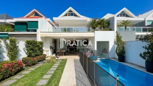 Casa de Condomínio com 4 Quartos à venda, 370m² no Jacarepaguá, Rio de Janeiro
