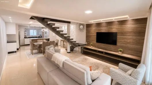 Casa com 3 Quartos à venda, 150m² no Lagoa, Macaé