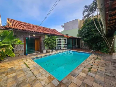 Casa com 4 Quartos à venda, 300m² no Itacoatiara, Niterói