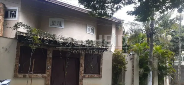Sobrado com 4 Quartos à venda, 1021m² no Jardim Guarapiranga, São Paulo