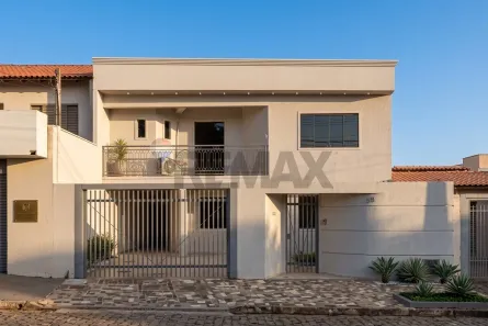Sobrado com 6 Quartos à venda, 415m² no Taguatinga Norte, Brasília