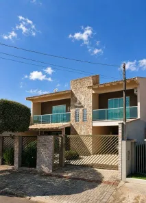 Casa com 3 Quartos à venda, 331m² no Jardim Esperança, Londrina