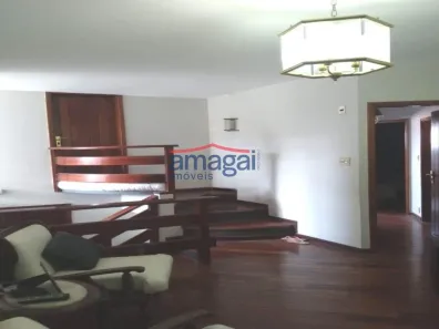 Casa com 5 Quartos para alugar, 265m² no Jardim Marister, Jacareí