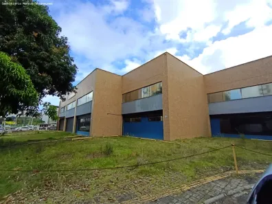 Prédio Comercial à venda, 2500m² no Paralela, Salvador