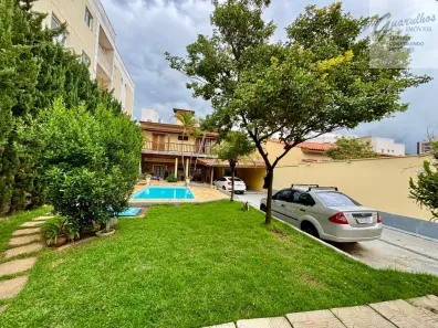 Casa com 3 Quartos para alugar, 425m² no Alvinópolis, Atibaia