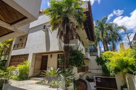 Casa de Condomínio com 3 Quartos à venda, 271m² no Três Figueiras, Porto Alegre