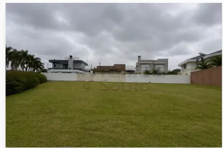 Lote/Terreno à venda, 621m² no Laranjal, Pelotas