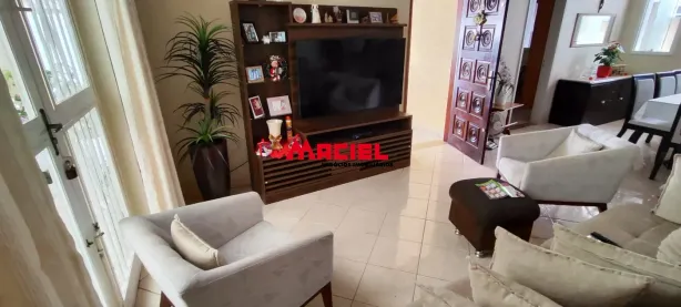 Casa com 3 Quartos à venda, 170m² no Jardim Satélite, São José dos Campos