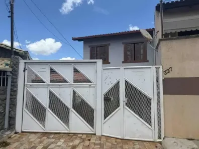 Casa com 3 Quartos à venda, 500m² no Teixeira Dias (Barreiro), Belo Horizonte