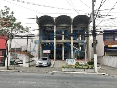 Prédio Comercial para alugar, 902m² no Quarta Parada, São Paulo