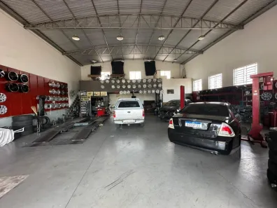 Sala Comercial à venda, 450m² no Parque Residencial Nosaki, Presidente Prudente
