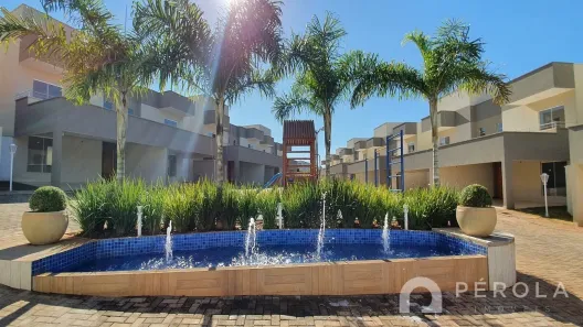 Sobrado com 3 Quartos à venda, 160m² no Goiânia 2, Goiânia