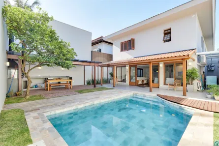 Casa com 4 Quartos à venda, 385m² no Granja Julieta, São Paulo