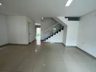 Casa de Condomínio com 3 Quartos à venda, 150m² no Cidade dos Funcionários, Fortaleza