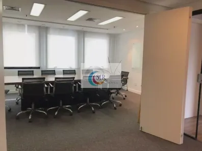 Sala Comercial à venda, 130m² no Vila Olímpia, São Paulo