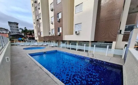 Apartamento com 2 Quartos à venda, 71m² no Barreiros, São José