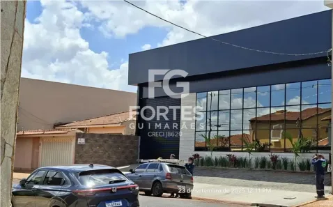 Prédio Comercial para alugar, 400m² no Nova Ribeirânia, Ribeirão Preto