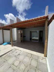 Casa de Condomínio com 2 Quartos à venda, 70m² no Praia de Carapibus, Conde