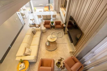 Casa de Condomínio com 3 Quartos à venda, 425m² no Uberaba, Curitiba