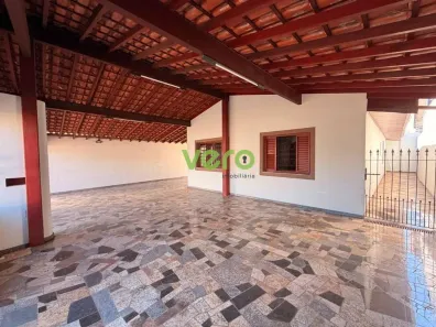 Casa com 2 Quartos para alugar, 160m² no Brieds, Americana