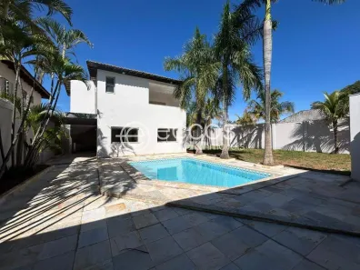 Casa com 4 Quartos à venda, 288m² no Jardim Karaíba, Uberlândia