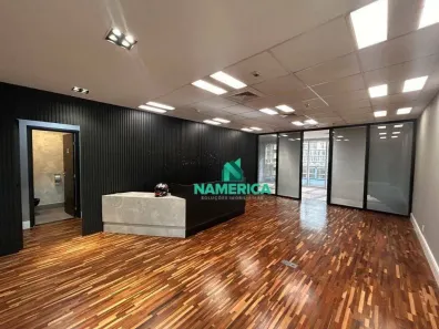 Sala Comercial para alugar, 200m² no Jardim das Acácias, São Paulo