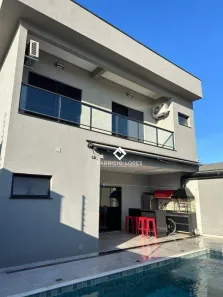 Casa com 4 Quartos à venda, 244m² no Loteamento Villa Branca, Jacareí