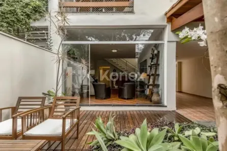 Casa com 3 Quartos para alugar, 220m² no Jardim Paulistano, São Paulo