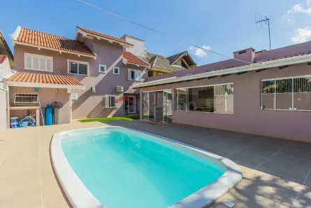 Sobrado com 5 Quartos à venda, 257m² no Marechal Rondon, Canoas