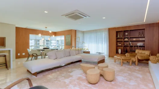 Apartamento com 4 Quartos à venda, 223m² no Água Verde, Curitiba