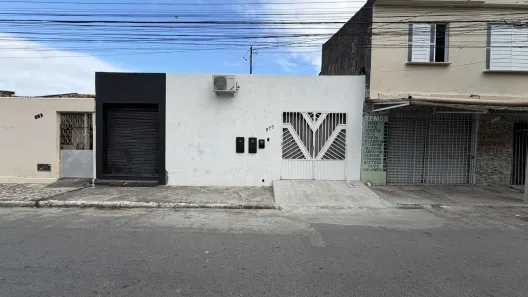 Casa com 3 Quartos à venda, 162m² no Jardim Centenário, Aracaju