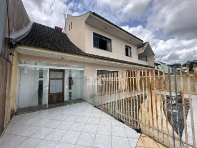 Sobrado com 5 Quartos à venda, 260m² no Pineville, Pinhais