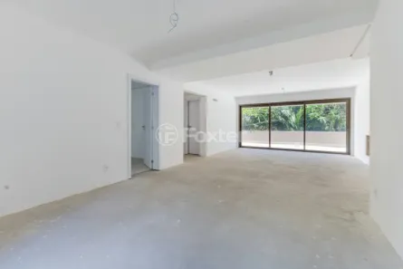 Apartamento com 3 Quartos à venda, 205m² no Três Figueiras, Porto Alegre