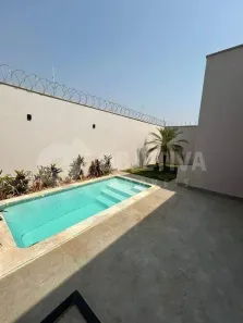 Casa com 3 Quartos à venda, 162m² no Grand Ville, Uberlândia