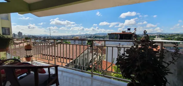Casa com 5 Quartos à venda, 282m² no João Pinheiro, Belo Horizonte