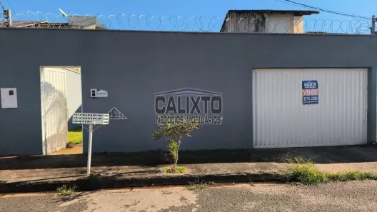 Casa com 3 Quartos à venda, 85m² no Jardim Inconfidência, Uberlândia