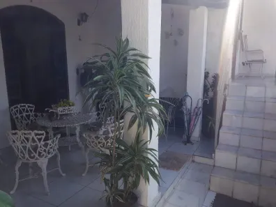 Casa com 3 Quartos à venda, 300m² no Minascaixa, Belo Horizonte