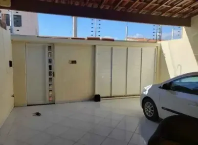 Casa com 2 Quartos à venda, 105m² no Piraporinha, Diadema