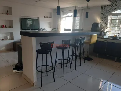 Casa com 4 Quartos à venda, 240m² no Vila Medeiros, São Paulo