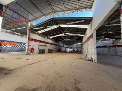 Galpão/Depósito/Armazém para alugar, 1600m² no Esplanada, Montes Claros