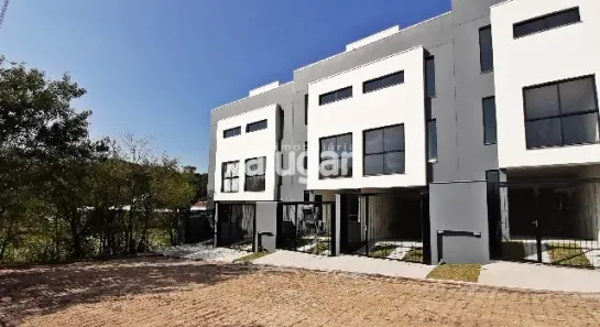 Sobrado com 2 Quartos à venda, 106m² no Vinhedos, Caxias do Sul