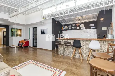 Sobrado com 4 Quartos à venda, 293m² no Cristo Rei, Curitiba