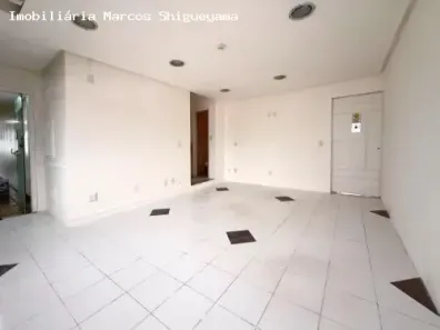 Sala Comercial com 4 Quartos para alugar, 110m² no Caminho das Árvores, Salvador