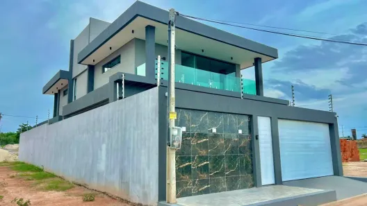 Casa com 3 Quartos à venda, 261m² no Cidade Alpha, Eusébio