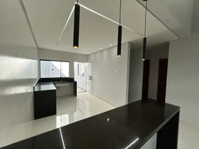 Casa com 3 Quartos à venda, 135m² no Ceilândia Sul, Brasília